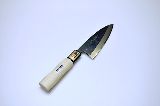 【伊野忠刃物製作所】E22　菊一鉄 アジ裂包丁 120mm 白2鋼 水牛柄